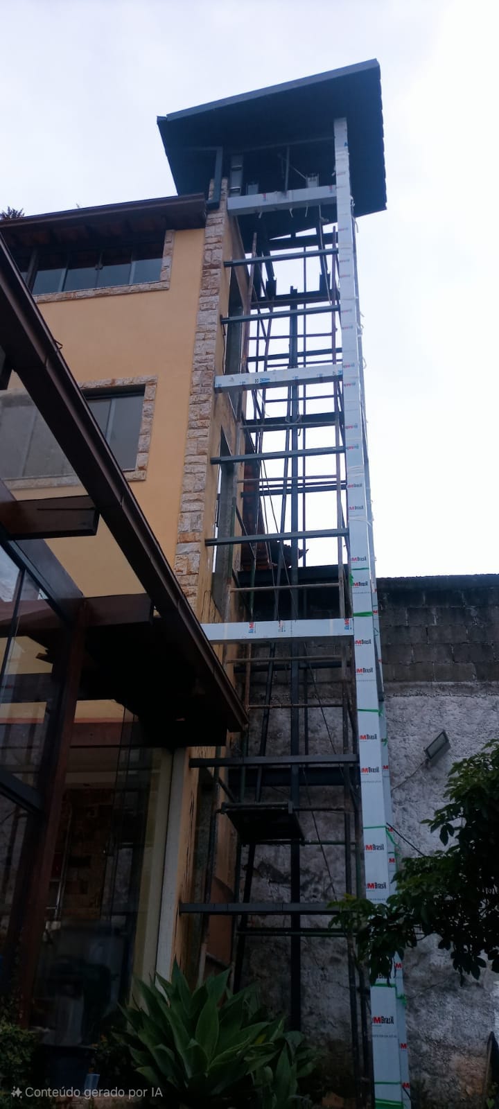 Antes - Instalação de Elevador Residencial