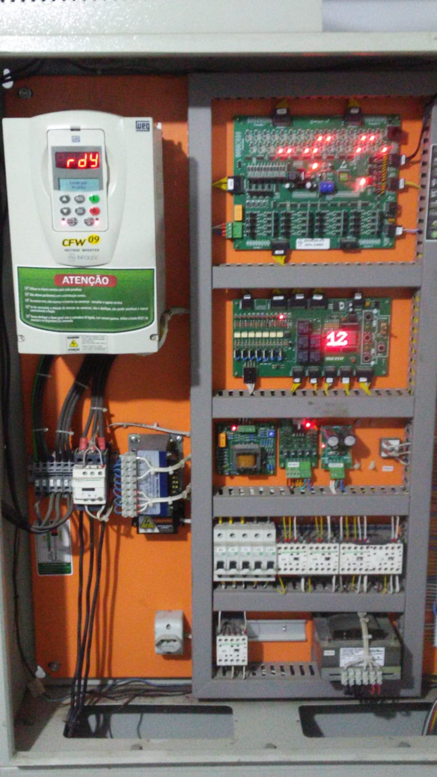Depois - Modernização do Quadro de Comando do Elevador